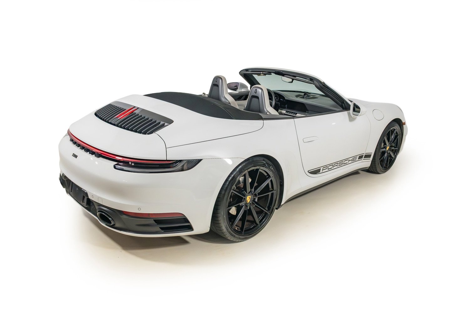 Used 2022 Porsche 911 Carrera RWD image 9