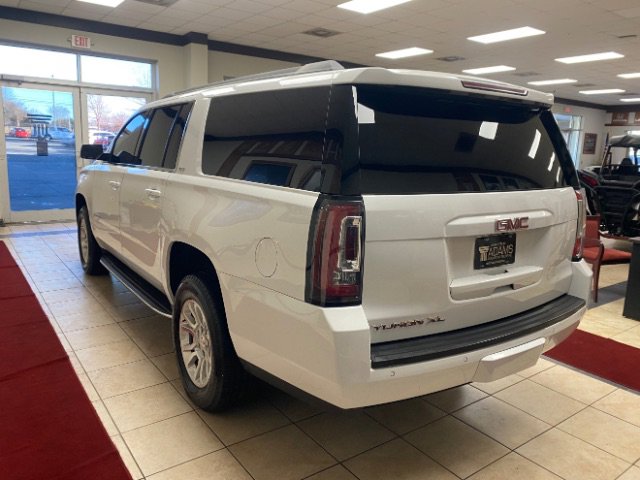 Used 2020 GMC Yukon XL SLT RWD image 3