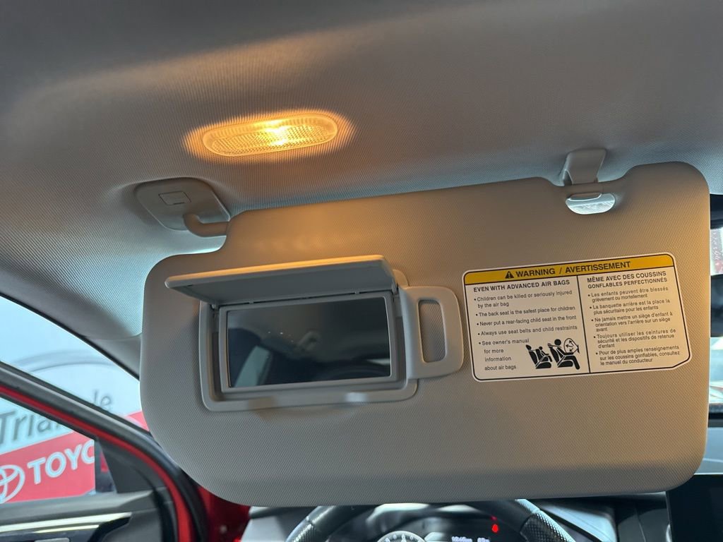 Used 2023 Mitsubishi Outlander ES image 45