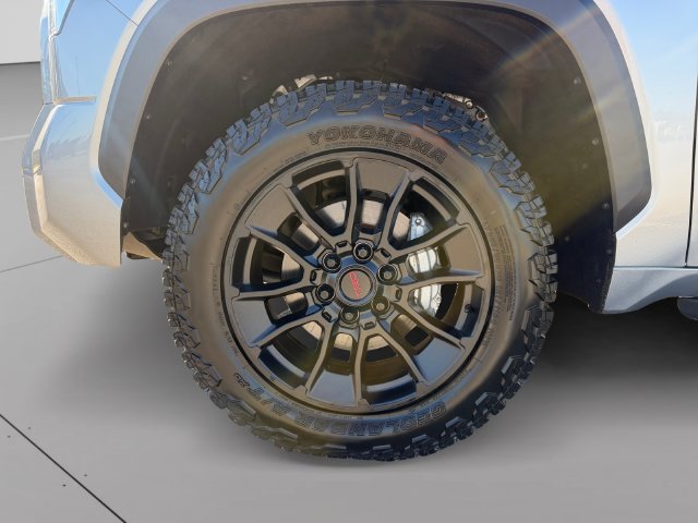 Used 2024 Toyota Tundra SR5 w/ SR5 Premium Package AWD/4WD image 9