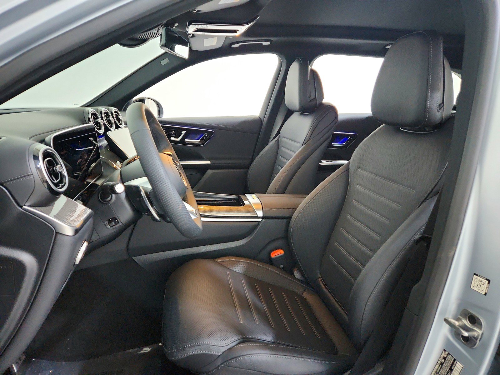 New 2026 Mercedes-Benz GLC 43 AMG 4MATIC image 7