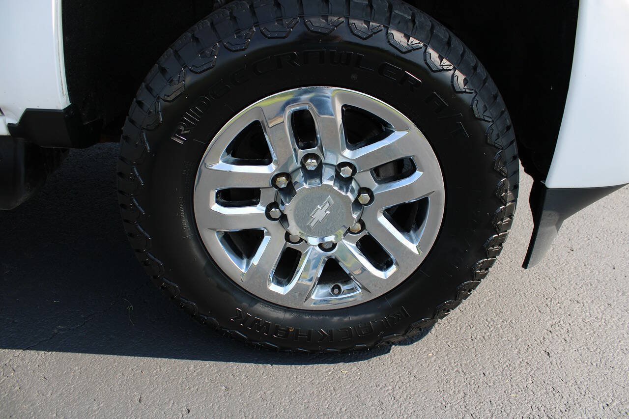 Used 2019 Chevrolet Silverado 3500 High Country w/ Duramax Plus Package AWD/4WD image 21
