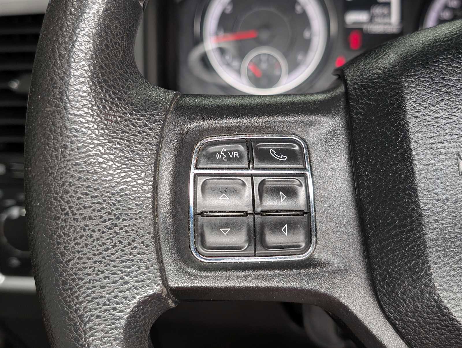 Used 2018 RAM 2500 SLT image 30