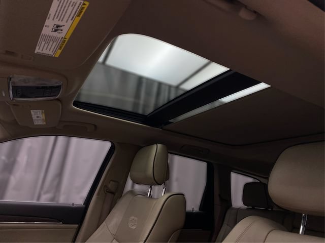 Used 2014 Jeep Grand Cherokee Overland AWD/4WD image 27