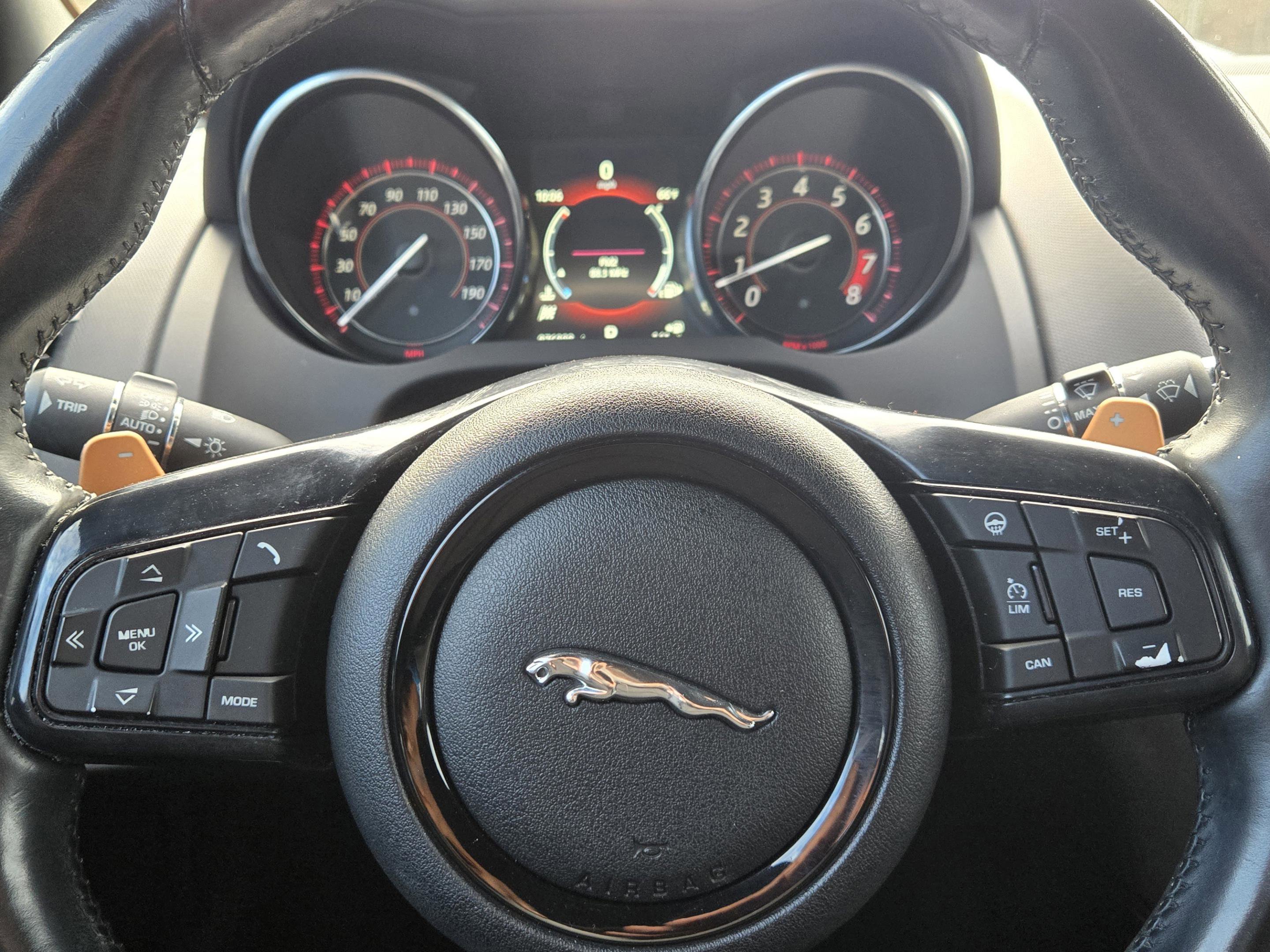 Used 2016 Jaguar F-TYPE S image 28