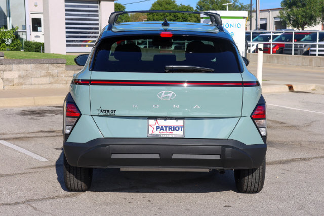 New 2027 Hyundai Kona SEL Sport FWD image 4