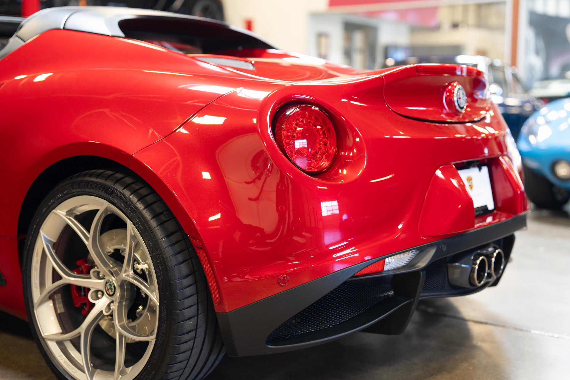 Used 2018 Alfa Romeo 4C Spider w/ Convenience Group - Spider image 32