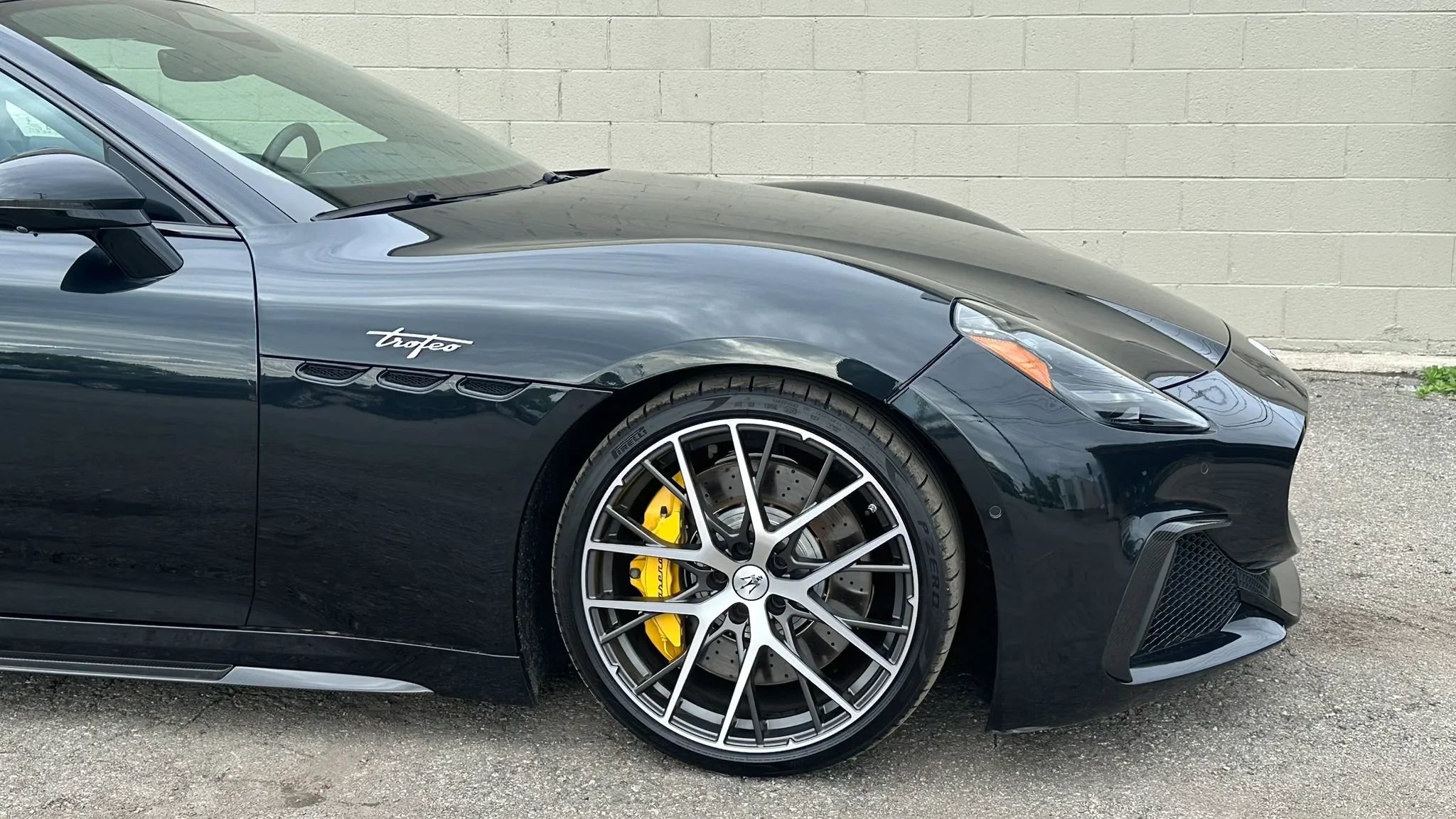 Used 2024 Maserati GranTurismo Trofeo AWD/4WD image 11