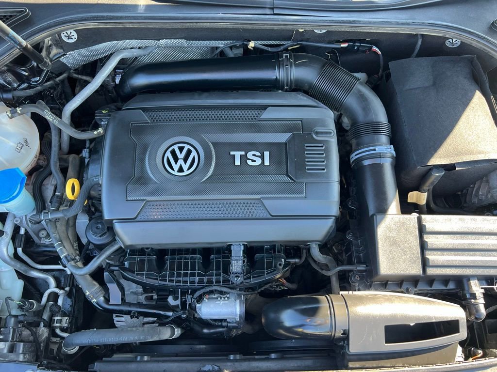 Used 2017 Volkswagen Passat 1.8T R-Line image 45