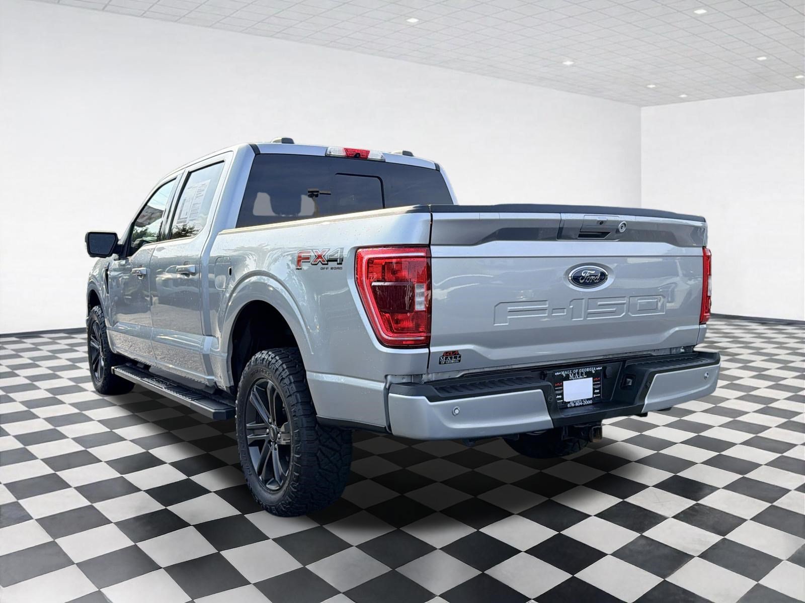 Used 2021 Ford F150 XLT w/ Equipment Group 302A High AWD/4WD image 11