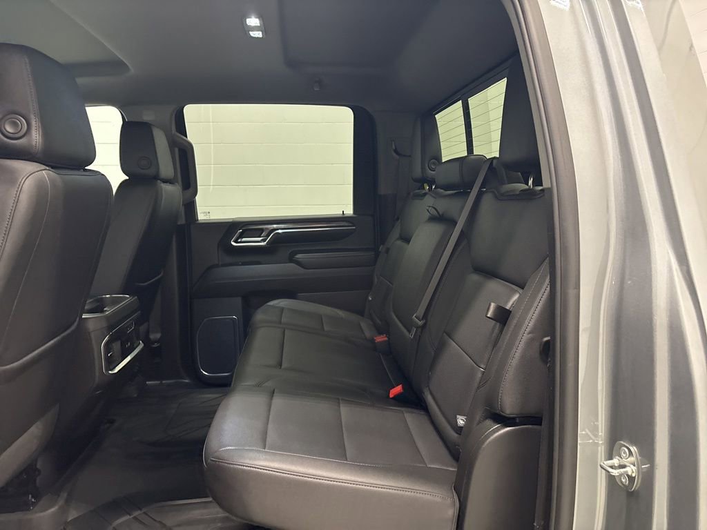 Used 2024 Chevrolet Silverado 2500 LTZ w/ LTZ Convenience Package image 13