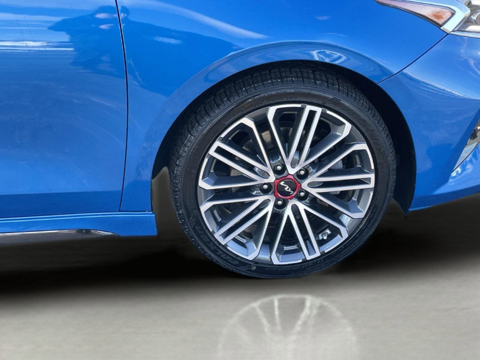 Used 2023 Kia Forte GT w/ GT2 Package image 9