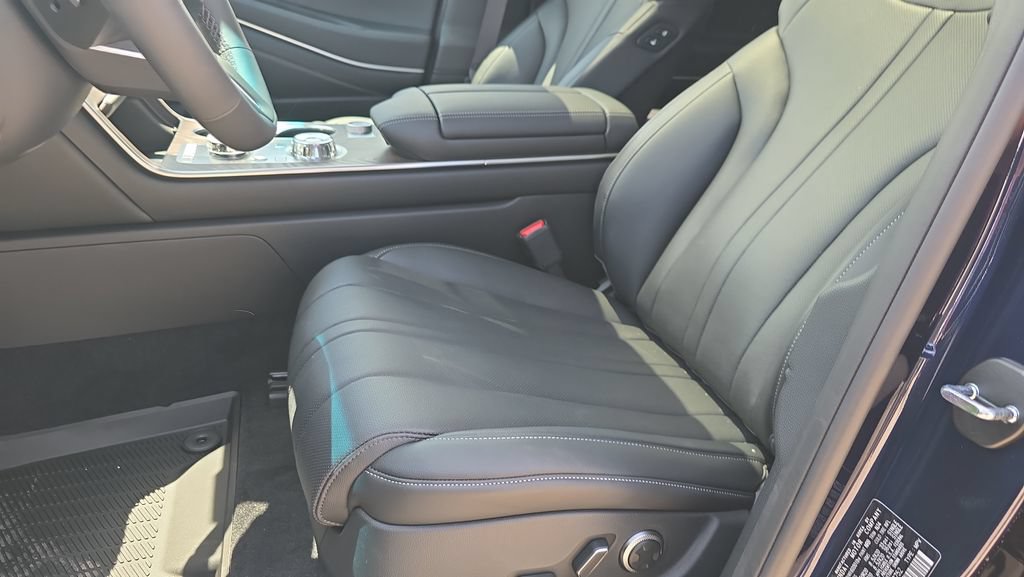 New 2026 Genesis GV80 2.5T Select AWD/4WD image 13