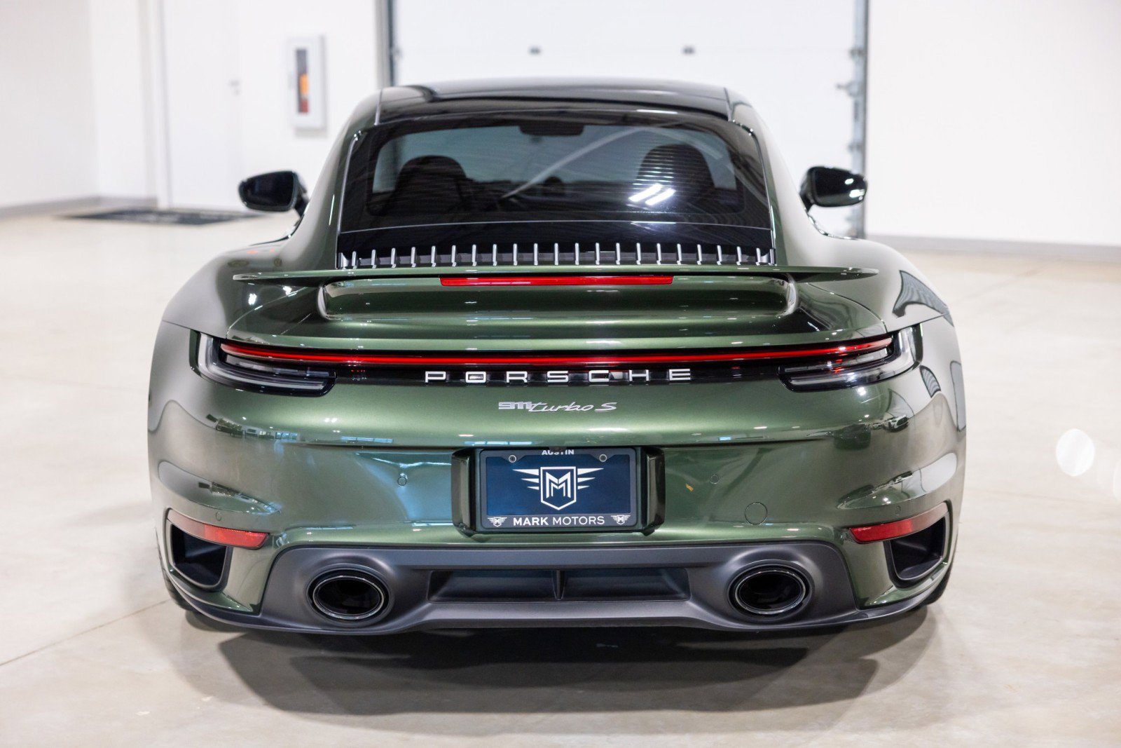 Used 2021 Porsche 911 Turbo S image 8