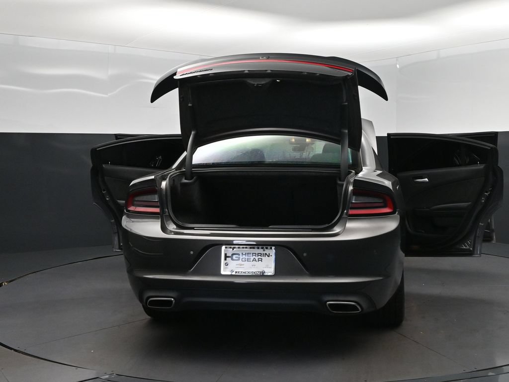 Used 2020 Dodge Charger SXT w/ Blacktop Package RWD image 51