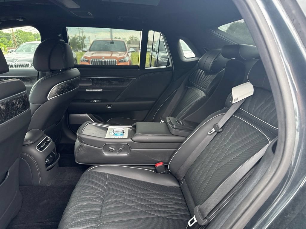 Used 2023 Genesis G90 3.5T AWD/4WD image 19
