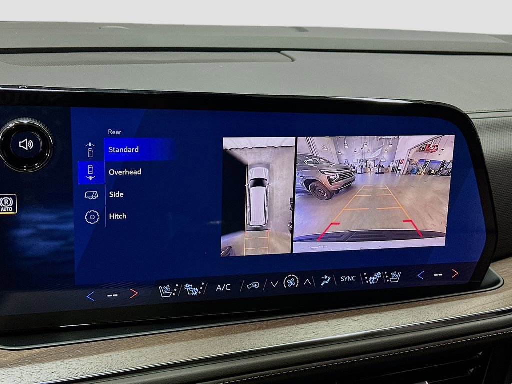 New 2026 Chevrolet Suburban High Country image 15