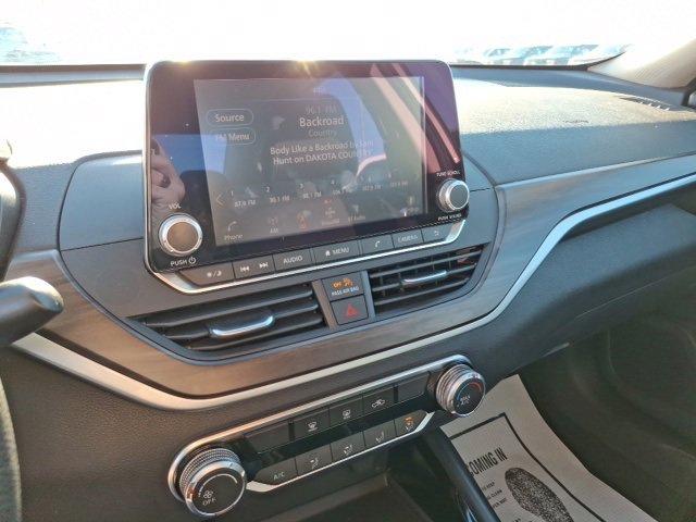 Used 2023 Nissan Altima 2.5 SV image 19