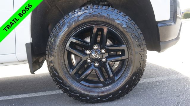 Used 2019 Chevrolet Silverado 1500 LT Trail Boss AWD/4WD image 90