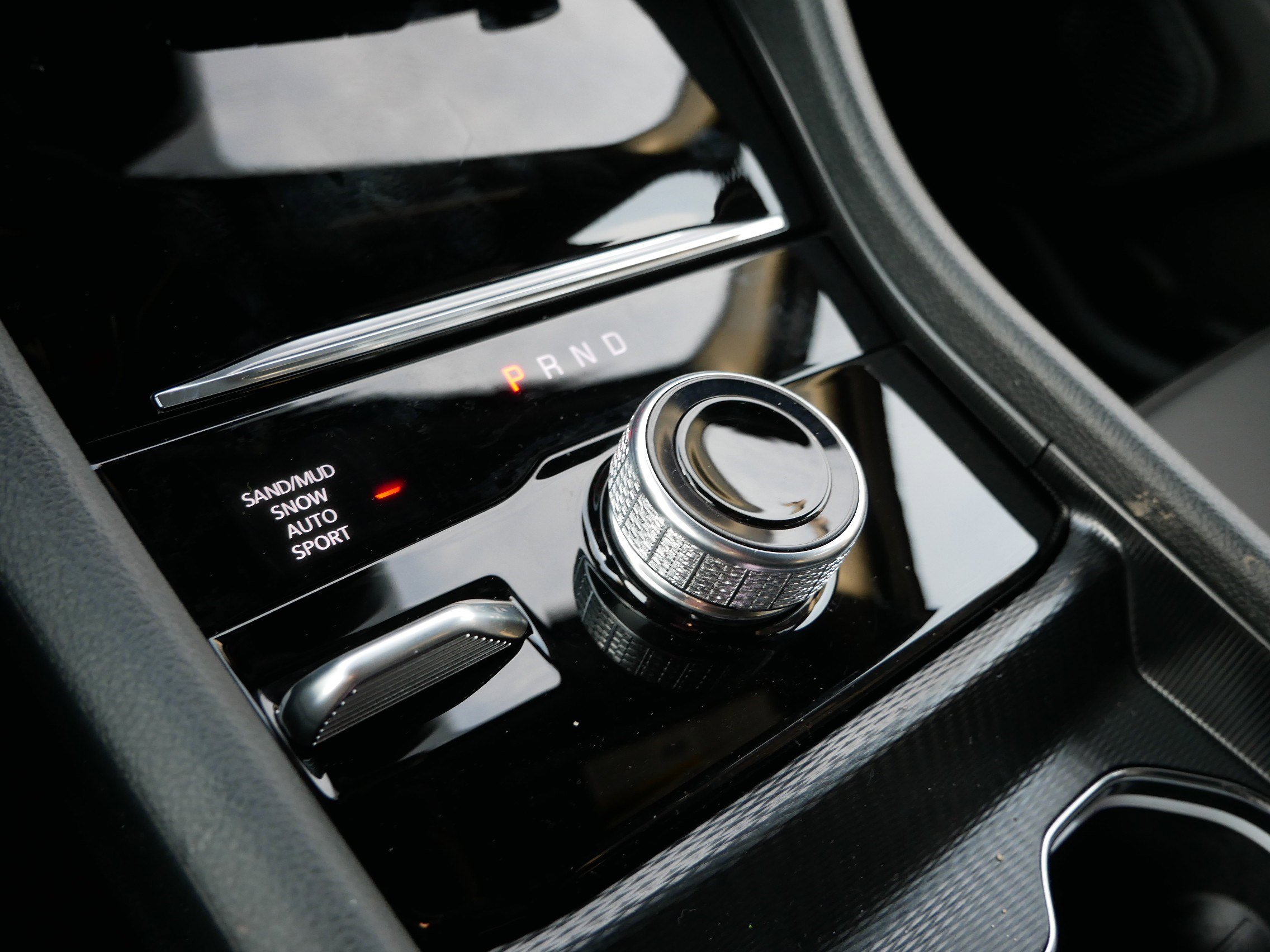 New 2025 Jeep Grand Cherokee L Limited w/ Black Appearance Package image 17