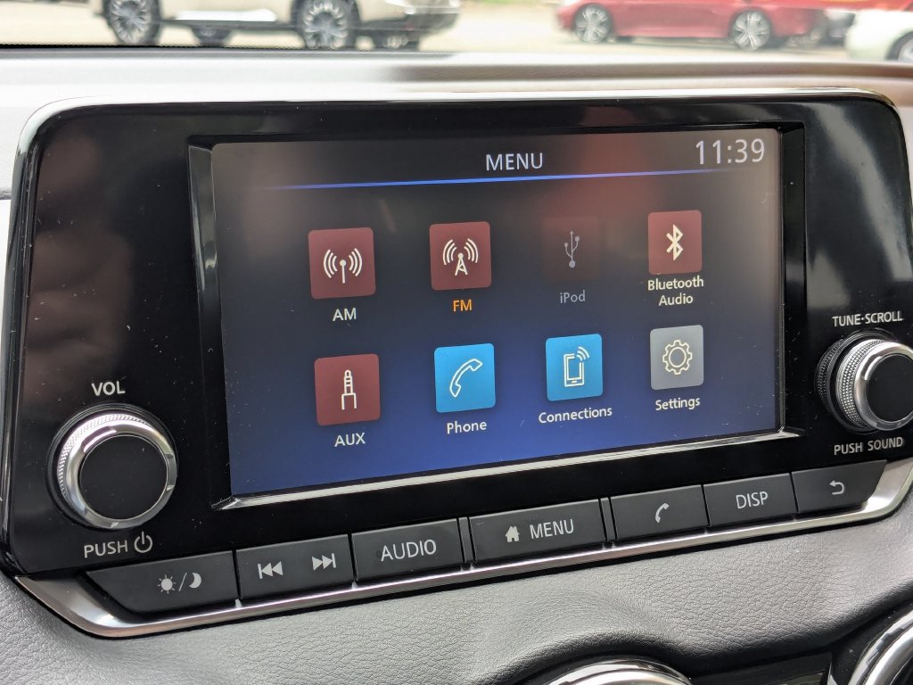 Certified 2025 Nissan Sentra S FWD image 19