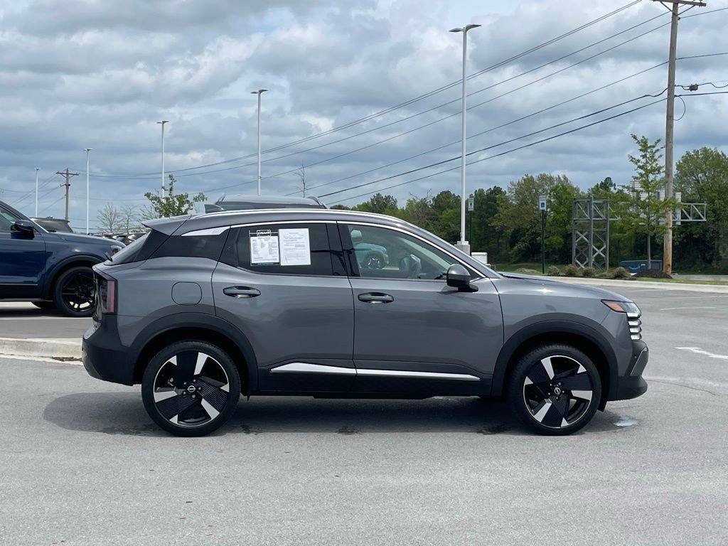 Used 2025 Nissan Kicks SR FWD image 8