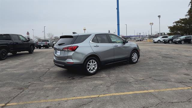 Used 2023 Chevrolet Equinox LT FWD image 9