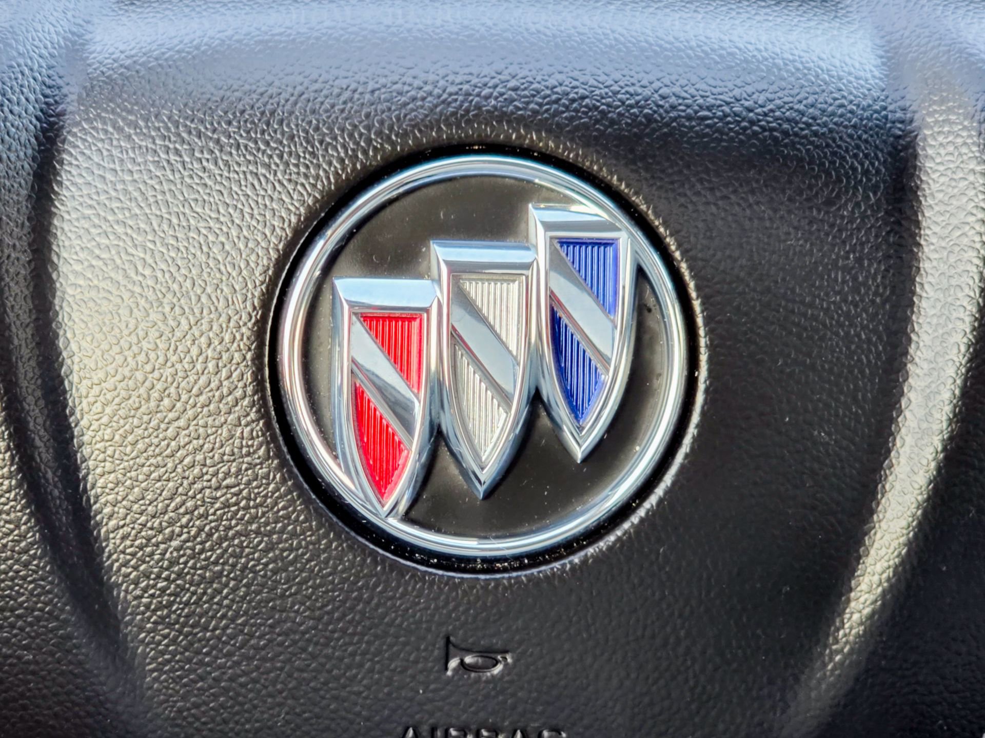 Used 2022 Buick Enclave Essence w/ Experience Buick Package image 18