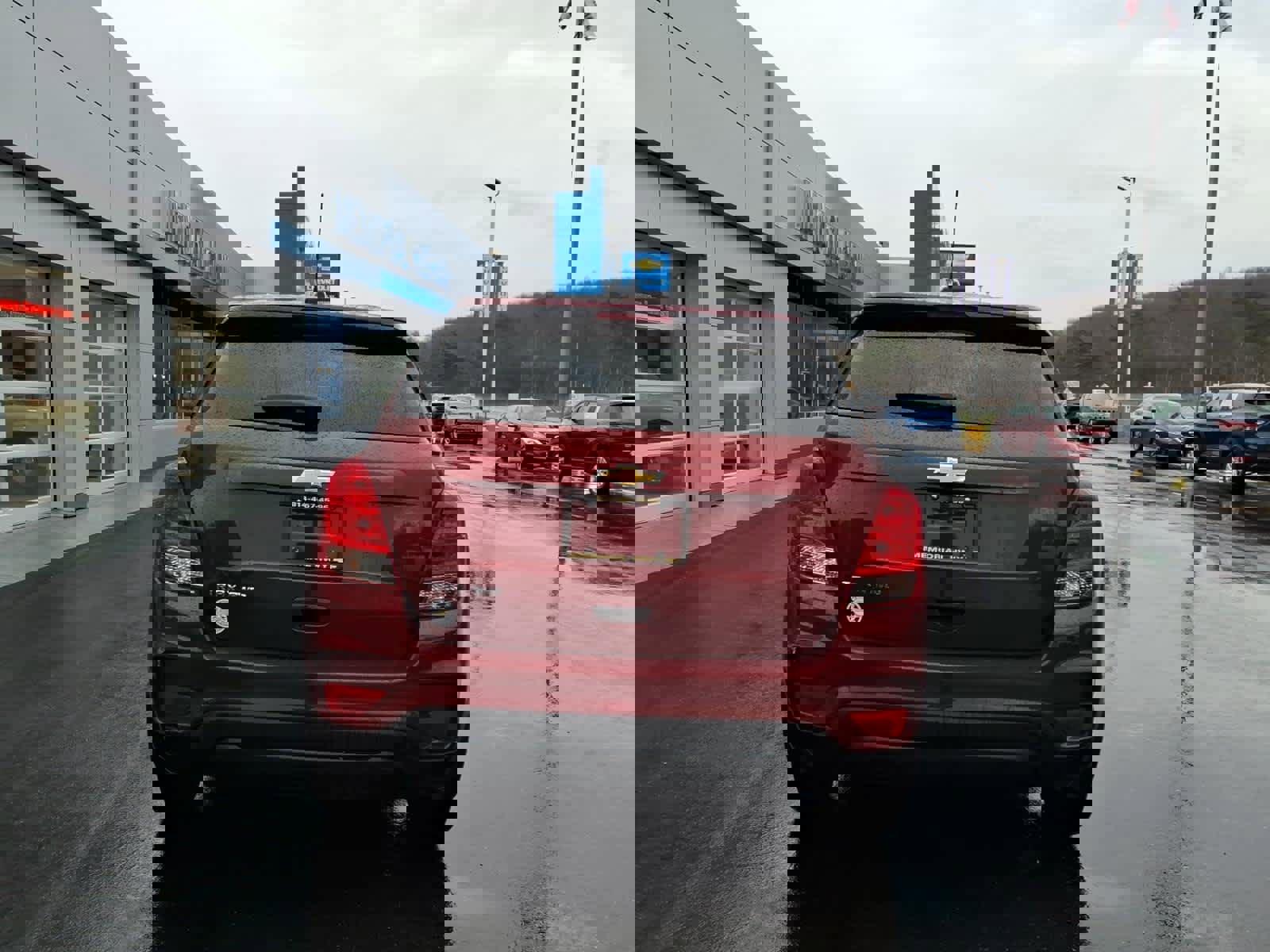 Used 2021 Chevrolet Trax LS w/ Tint and Cruise Package image 6