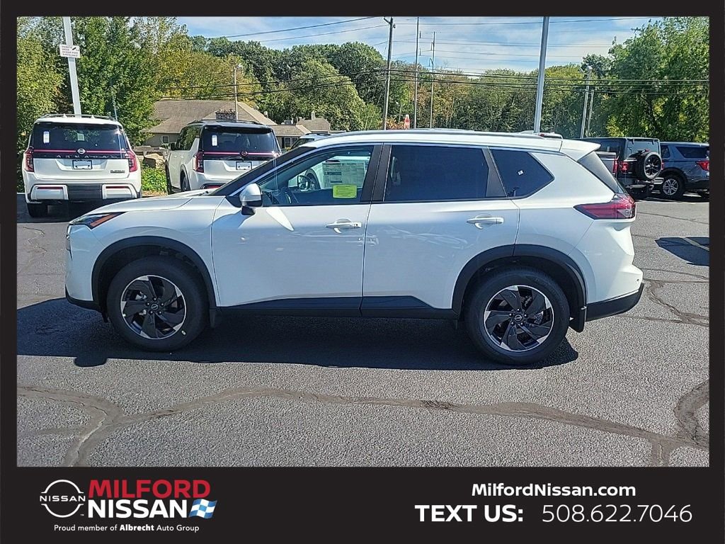 New 2026 Nissan Rogue SV w/ SV Premium Package