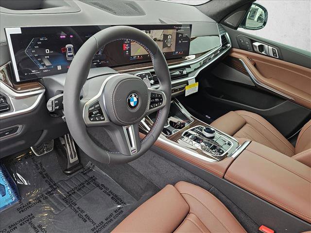 New 2026 BMW X7 M60i image 3