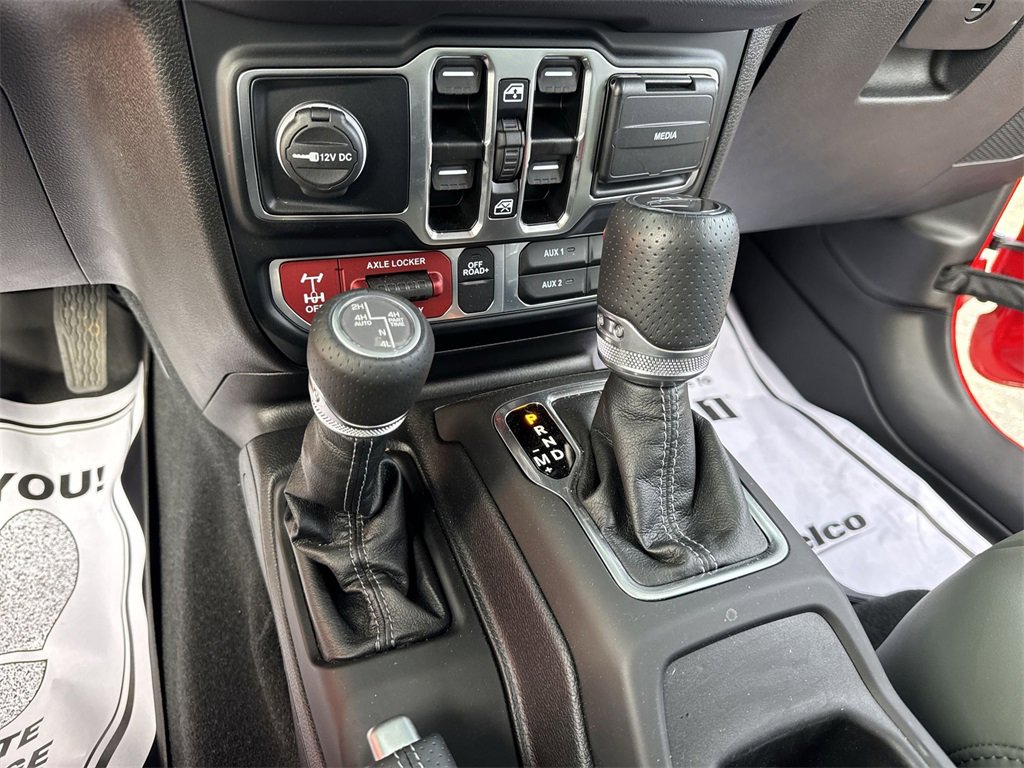 Used 2024 Jeep Gladiator Mojave image 20