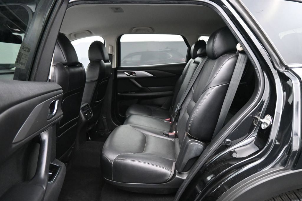 Used 2018 MAZDA CX-9 Sport FWD image 15
