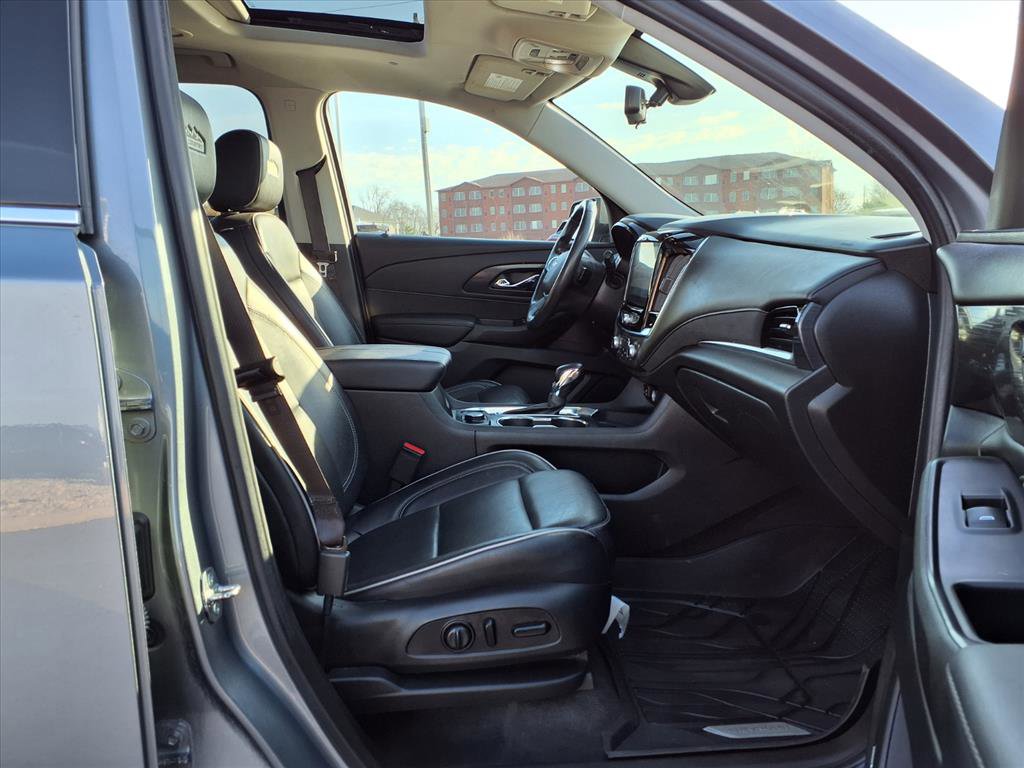 Used 2021 Chevrolet Traverse High Country w/ LPO, Floor Liner Package image 32