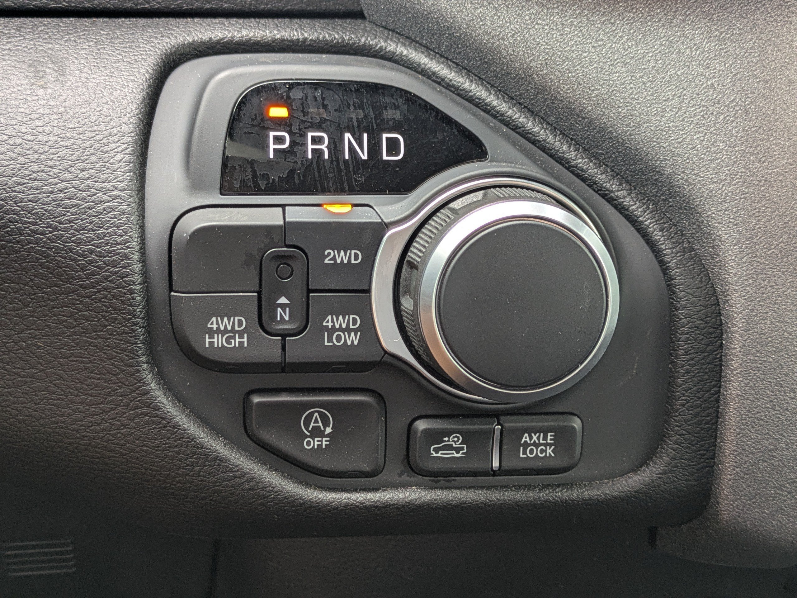 Used 2025 RAM 1500 Warlock AWD/4WD image 27