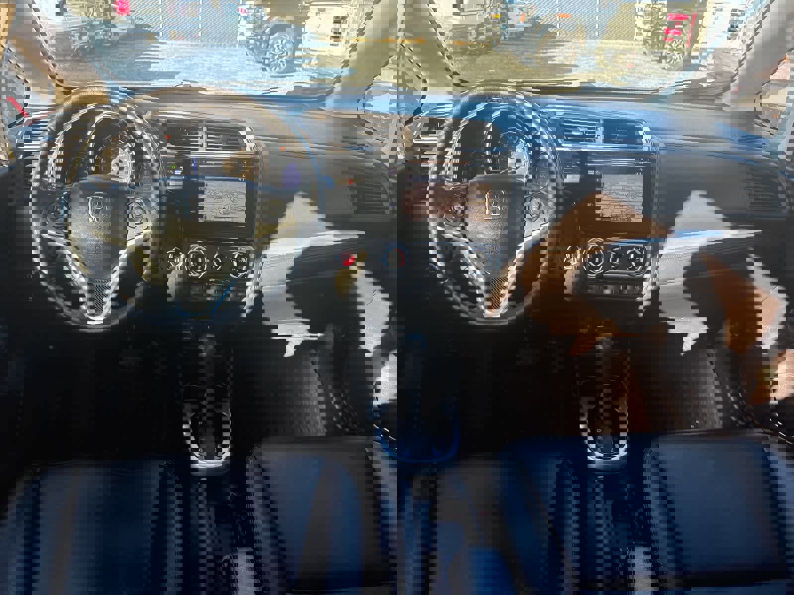 Used 2017 Honda Fit EX-L image 3