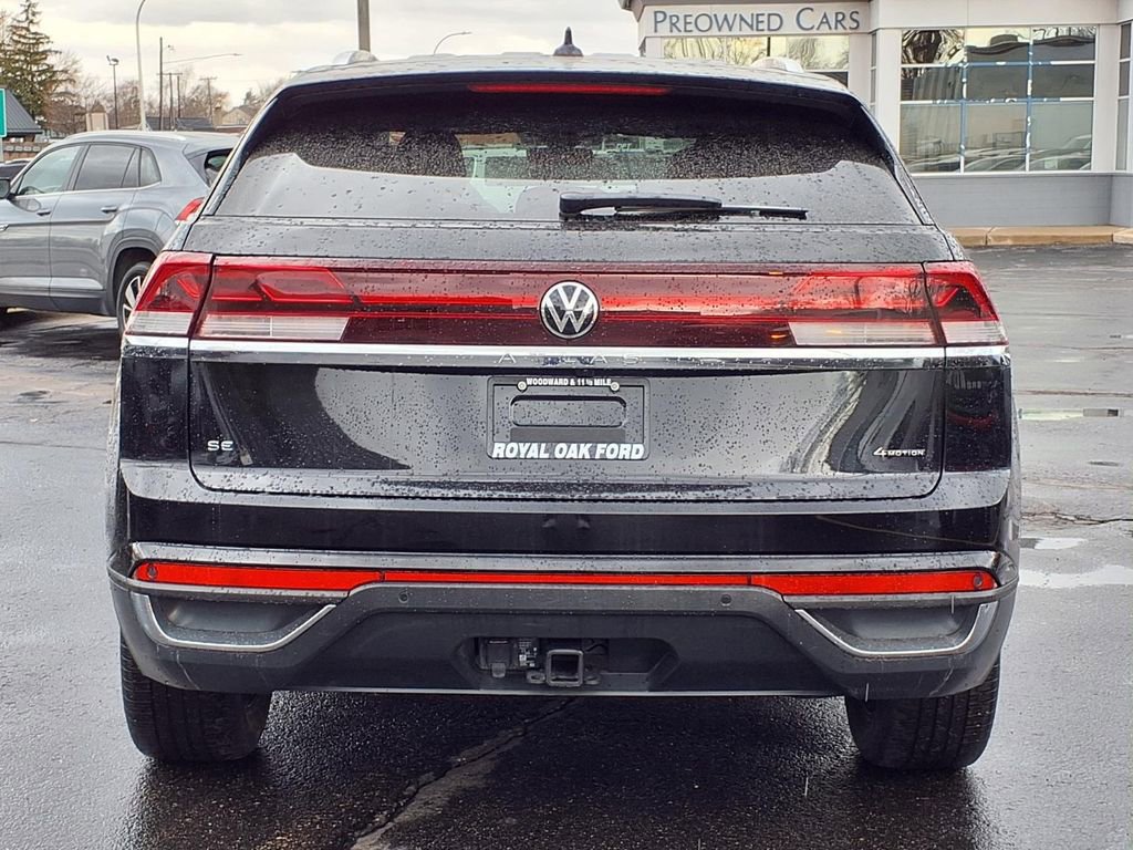 Used 2025 Volkswagen Atlas Cross Sport SE image 19