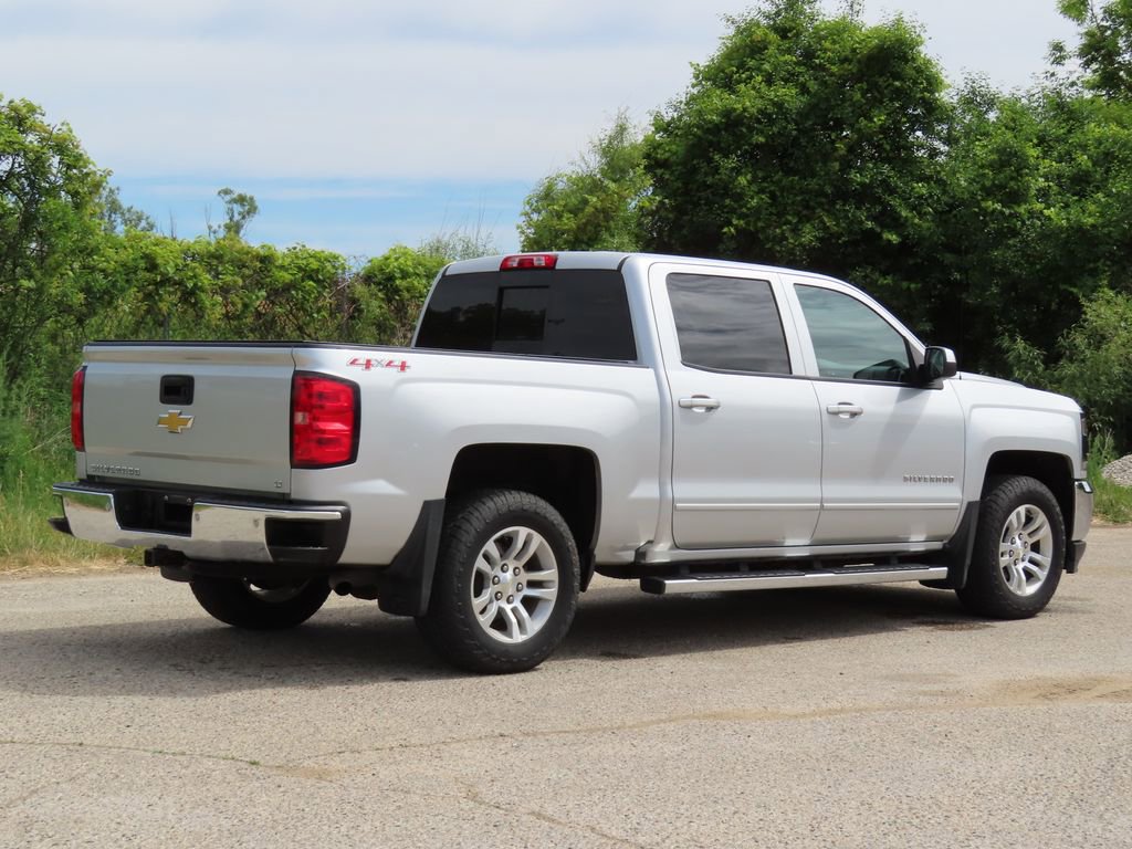 Used 2017 Chevrolet Silverado 1500 LT w/ All Star Edition AWD/4WD image 3
