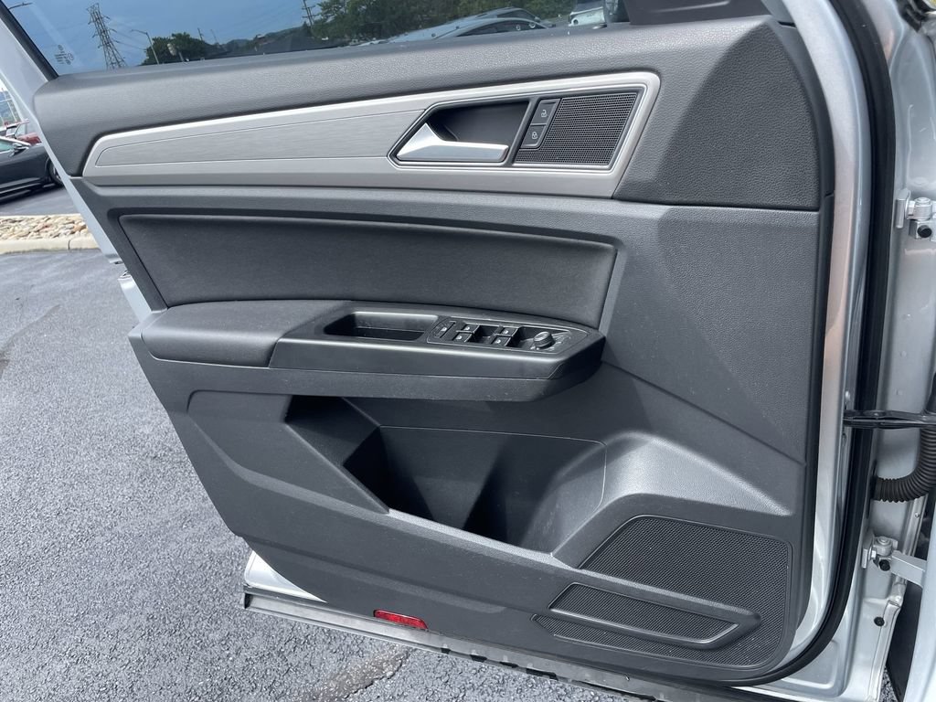 Used 2019 Volkswagen Atlas SE FWD image 18
