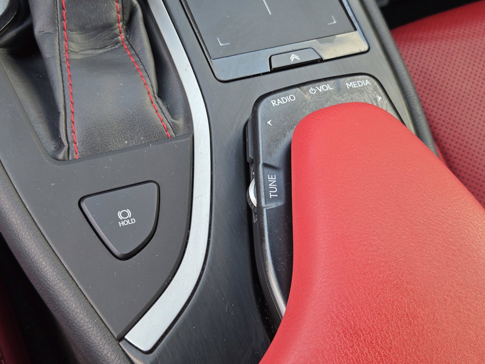 Used 2019 Lexus UX 200 F Sport w/ F Sport Premium Package FWD image 21