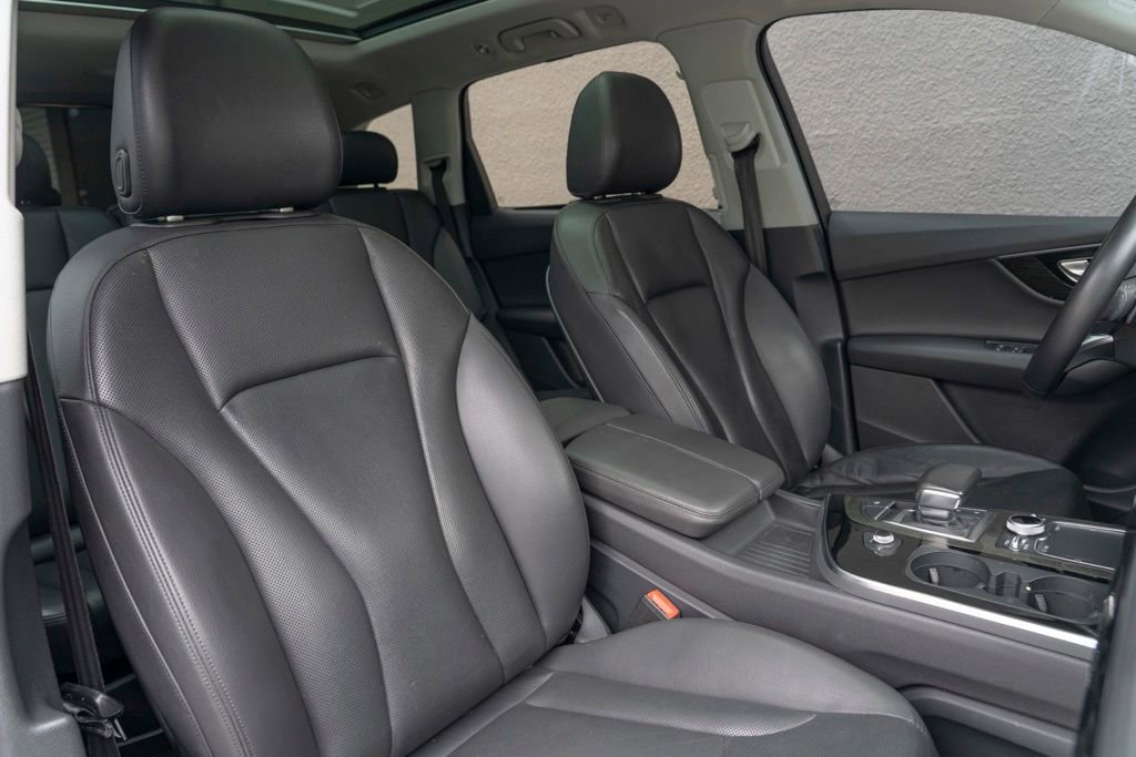 Used 2017 Audi Q7 3.0T Premium Plus w/ Premium Plus Package image 46