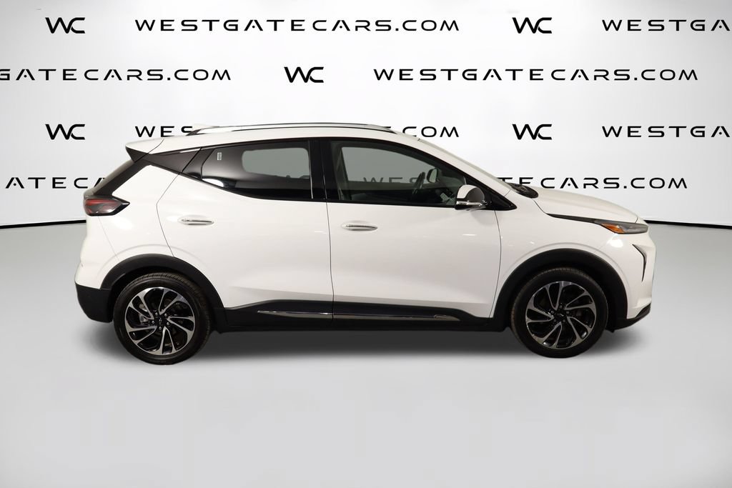 Used 2022 Chevrolet Bolt EUV Premier w/ Sun & Sound Package FWD image 52