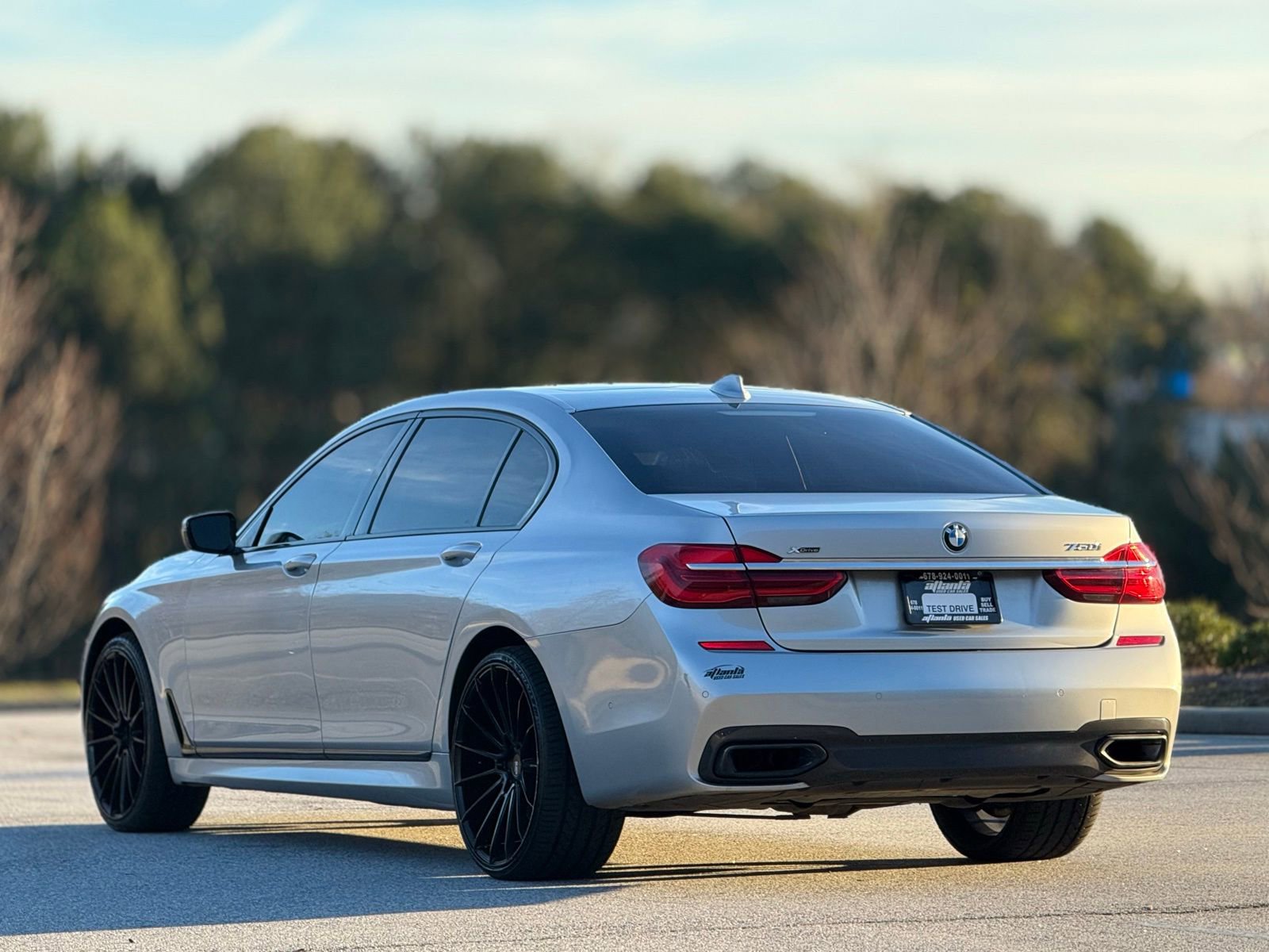 Used 2019 BMW 750i xDrive 750i xDrive w/ Executive Package image 9
