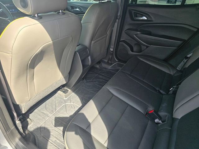 Used 2024 Chevrolet Trax ACTIV w/ Sunroof Package image 14