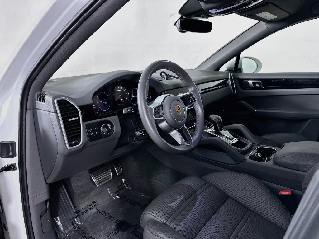Used 2022 Porsche Cayenne S AWD/4WD image 9