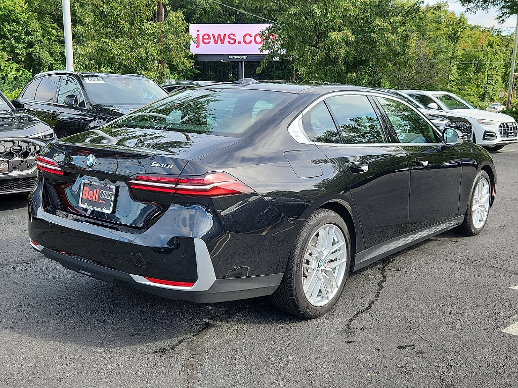 Used 2025 BMW 540i xDrive w/ Premium Package AWD/4WD image 12