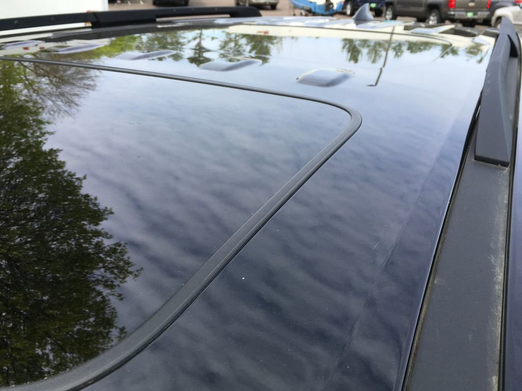 Used 2020 Chevrolet Traverse RS w/ LPO, Floor Liner Package image 38