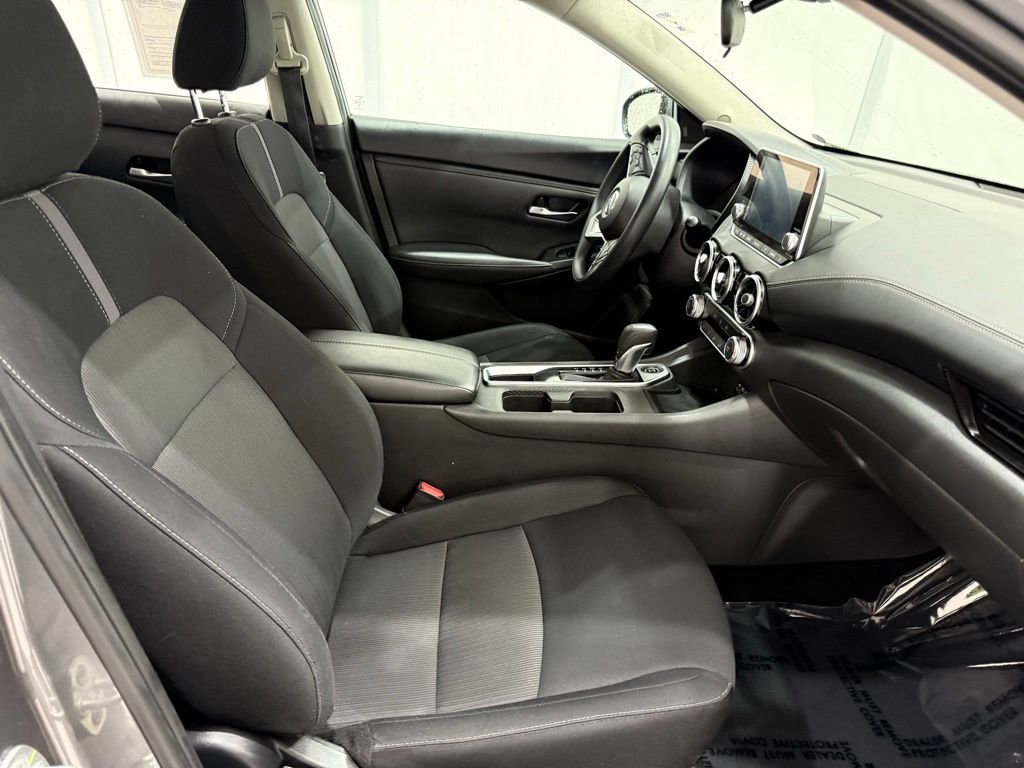 Used 2023 Nissan Sentra SV image 16