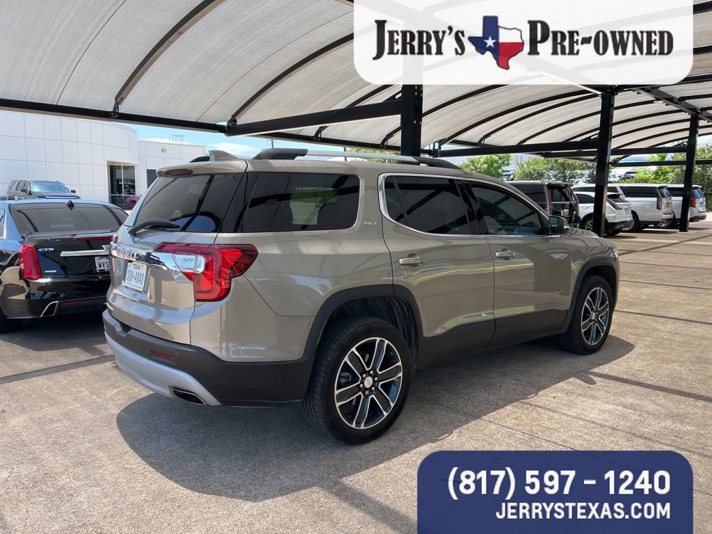 Used 2023 GMC Acadia SLT w/ Technology Package FWD image 4
