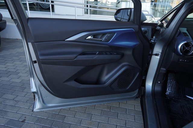 New 2025 Chevrolet Equinox EV LT image 14